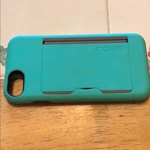 Incipio iPhone 8 case mint & gray w/card holder
